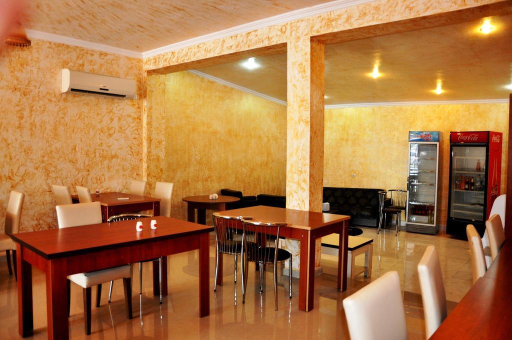 Royal Hotel Batumi Exterior photo